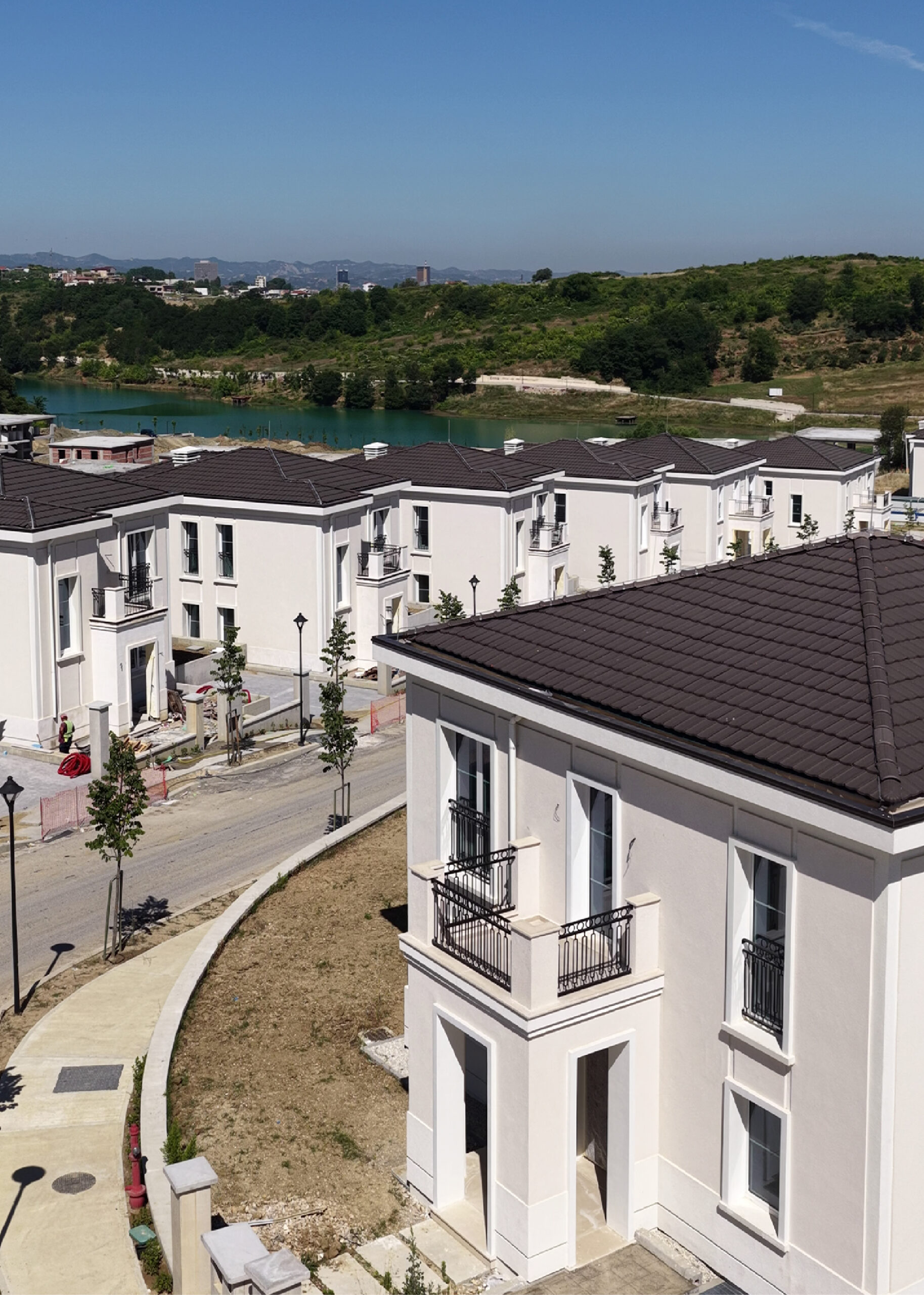 Pamje e vilave të Rolling Hills Liqeni